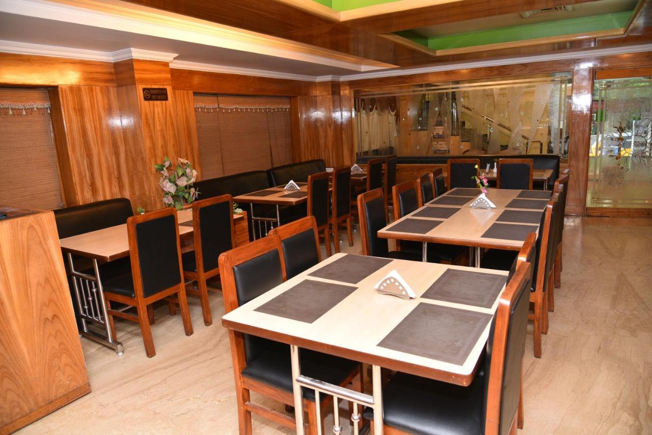 Hotel Sona'S Tiruchirappalli Экстерьер фото